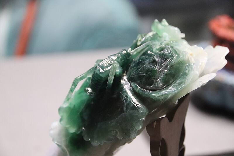 翠玉白菜与肉形石:翠玉白菜细节