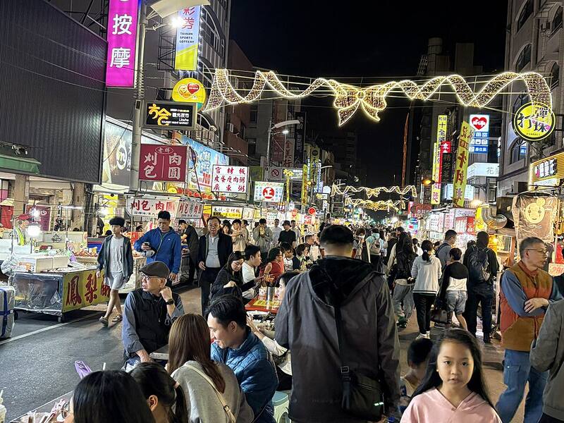 六合夜市:夜市小吃摊